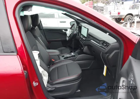 2025 Ford Escape St-Line from USA, damaged, VIN 1FMCU9MN0SUA27184